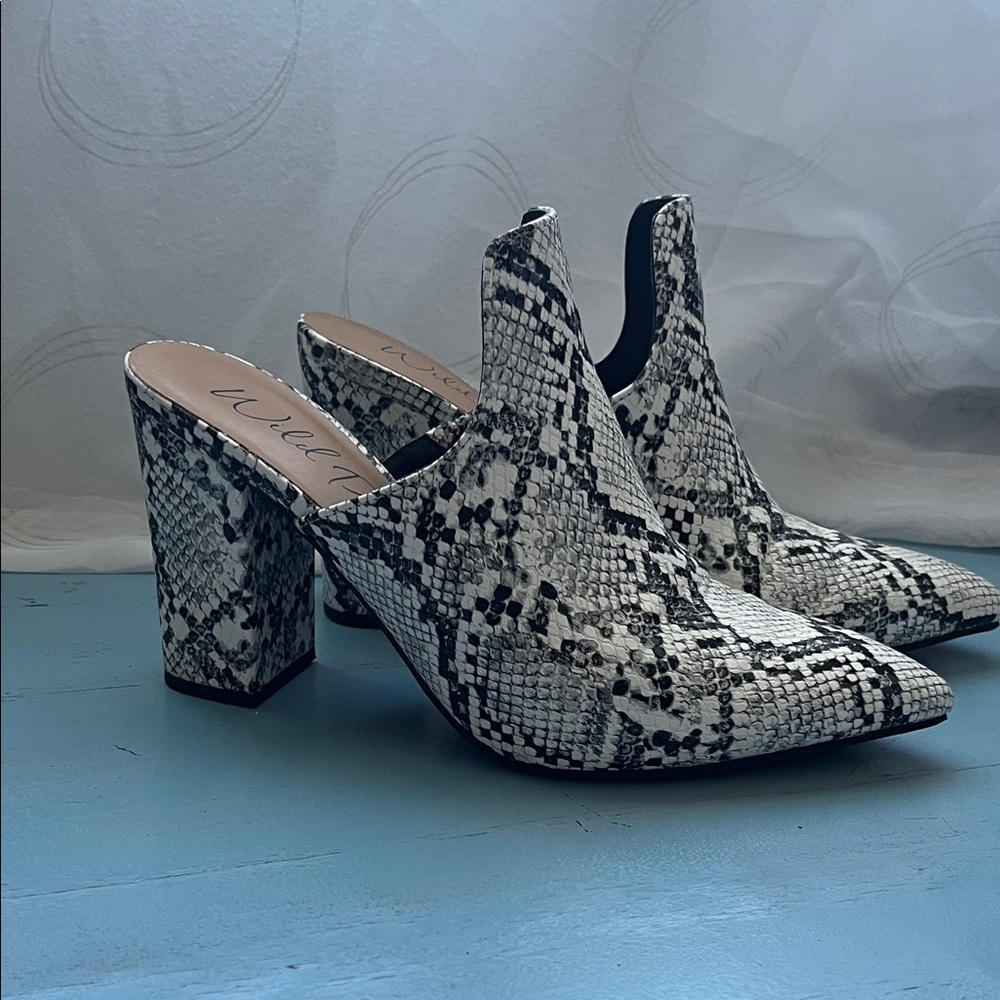 Wild Pair Black and White Snakeskin Mules like new